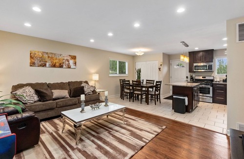 Wheeling House | Wheeling Rental