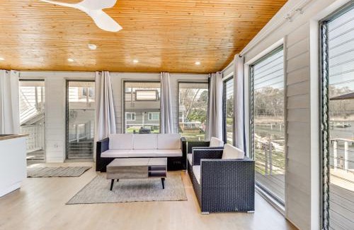 Colonial Beach Apartment | White Sail on the Potomac - Coastal Modern