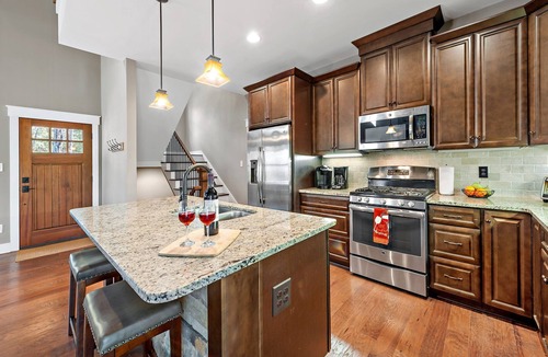 Nebo House | Wildside Retreat | Lake James | Pool & Resort Community Access | 3 BR | Pet-Friendly