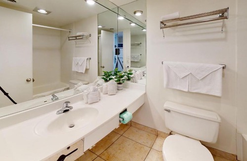 Myrtle Beach Apartment | Willow Bay 804 Oceanfront Suite, Renovated Spring 2023 desirable Golden Mile Location