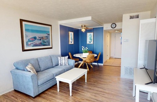 Myrtle Beach Apartment | Willow Bay 902 Oceanfront Suite, Renovated Spring 2023 desirable Golden Mile Location