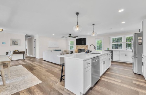Wilmington House | Wilmington Coastal Retreat 3BR Near Beaches!