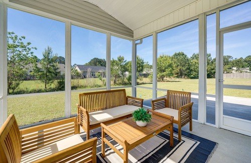 Silver Lake House | Wilmington Vacation Rental ~ 9 Mi to Beach!