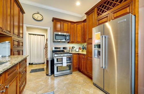 Wilmington House | Wilmington Vacation Rental: Close to Riverwalk!