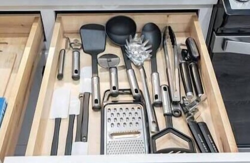 Winston - Salem House | Winston Salem: Pool, Arcade, & Jacuzzis