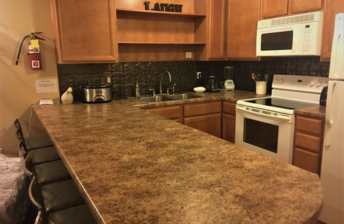 Ghent Apartment | Winterplace Condo E202