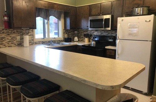 Ghent Apartment | Winterplace Condo E301