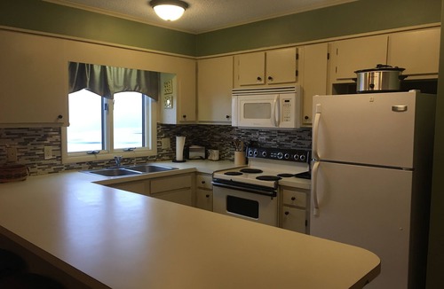 Ghent Apartment | Winterplace Condo E301