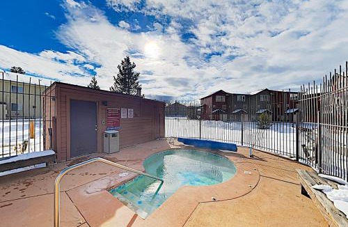 Fraser Apartment | WinterStar E-2