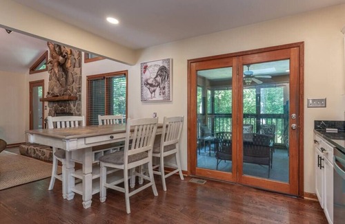 Moneta House | Woodland Paradise - Hot Tub, Game Rm, Kayaks, Dock