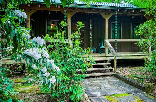 Cleveland Cabin | Woods Retreat at Table Rock