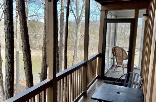 Bronston Condo | Woodson Bend-Golf, Pool Restaurant& More-Near Burnside W/Lake View - First Floor