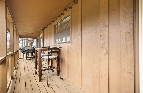 Bronston Condo | WOODSON BEND RESORT 7-TEE'S. 2 BEDROOM AND 2 BATH. CLOSE TO POOL