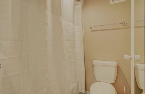 Airlie Apartment | Wrightsville Beach | Waterway Sail Away
