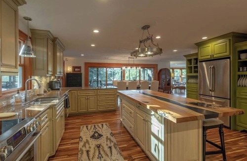 Lakeview Hills House | Year-Round Lake & Mountain Views and Private Dock
