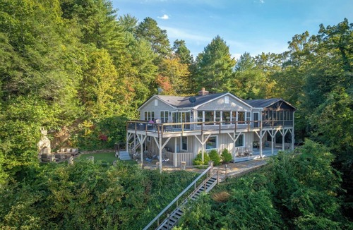 Lakeview Hills House | Year-Round Lake & Mountain Views and Private Dock