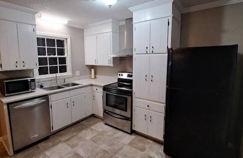 Martinez House | Year-Round Rental-Charming 4 bedroom Home in Martinez Ga. 4mi from ANGC
