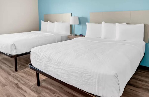 Greenville - Spartanburg Hotel | Your Next Getaway Starts Here! 2 Units, Pets Are Welcome, Near Michelin HQ!