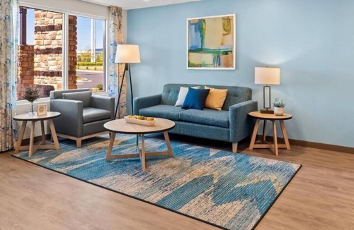 Greenville - Spartanburg Hotel | Your Next Getaway Starts Here! 2 Units, Pets Are Welcome, Near Michelin HQ!