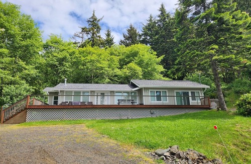 Copalis Beach House | Zenith at Copalis Rocks - Unsurpassed Ocean View with new Hot Tub