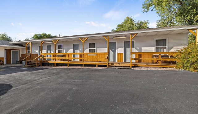 1 bed, 1 bath, Studio Aparment #10 Moorcroft, WY in Gillette