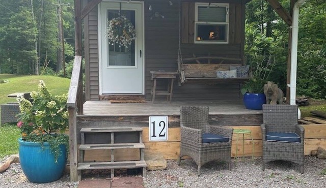 #12 Pondside cabin
