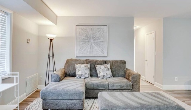 2BR Near Old Town & MGM First-Level Unit