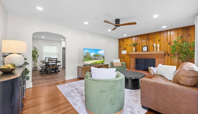 3 BR 2 BTH Knoxville newly remodeled home
