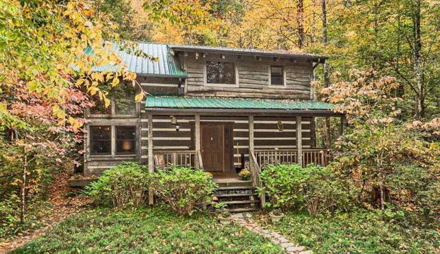 3 Brothers Rustic Sabbatical Creekside Cabin
