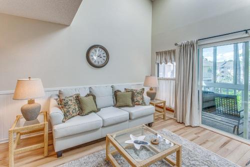 3 Mi to Beach Access: Little River Retreat!