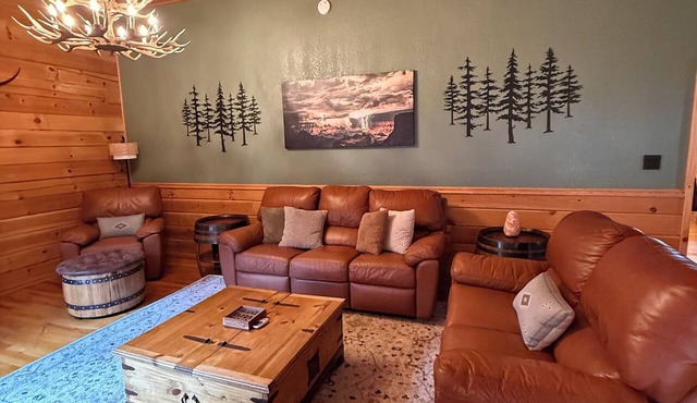 3Bdrm+Cabin+Firepit+Deck+BBQ in Williams