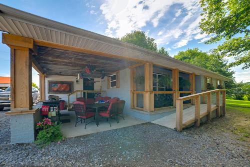 4 Mi to Boat Ramp! Ultimate Kentucky Lake Retreat