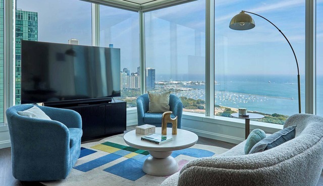 43rd-Floor Luxury Escape + Lake Views