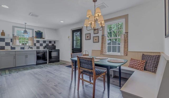 A charming and peaceful getaway in the heart of Irvington, Virginia.
