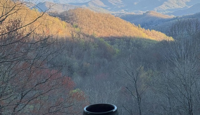 Airy mountain top retreat with world class views.