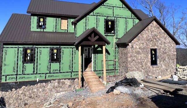 Amazing Views Rustic Lodge - Indoor Pool, Firepit, and Gameroom!