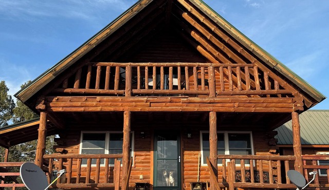 Apache Mesa Log Cabin Home Near Chama in Los Ojos