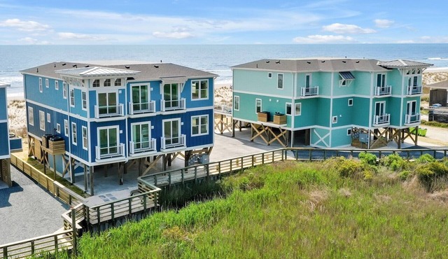 Aquila East: Luxurious 12-bedroom oceanfront home in Oak Island, NC, sleeps 30.
