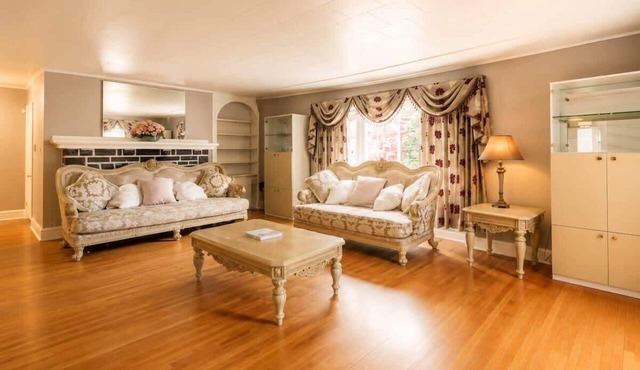 August Promo! 6 BR Home near UPENN and CHOP in Upper Darby Township