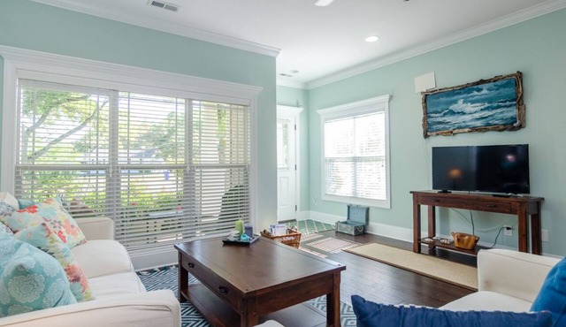 Beautiful and spacious beach cottage a short walk from the ocean