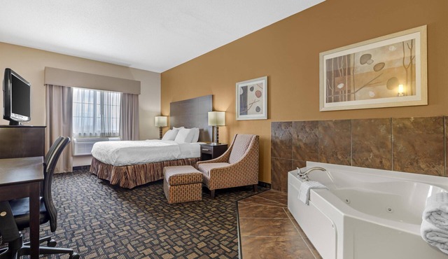 Best Western Plover-Stevens Point Hotel & Conference Center in Plover