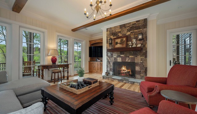Bogey's Villa Retreat Mountain Serenity Meets Golf Excellence