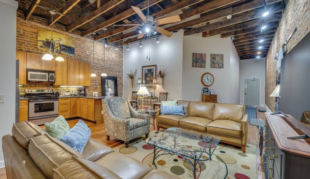 BordertownLoft:WhereVA meets TN, SleekGetaway Park