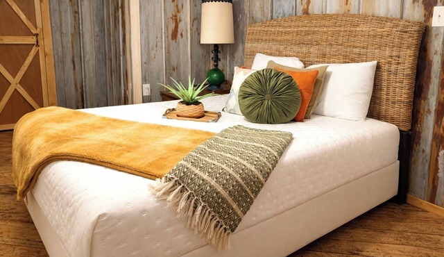 Boutique Suite in Historic Tracy City!