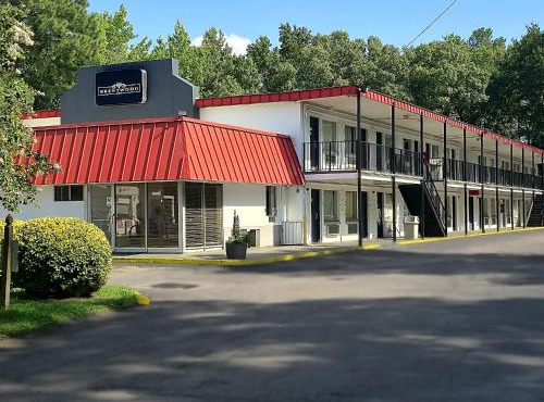Brentwood Inn Richmond South