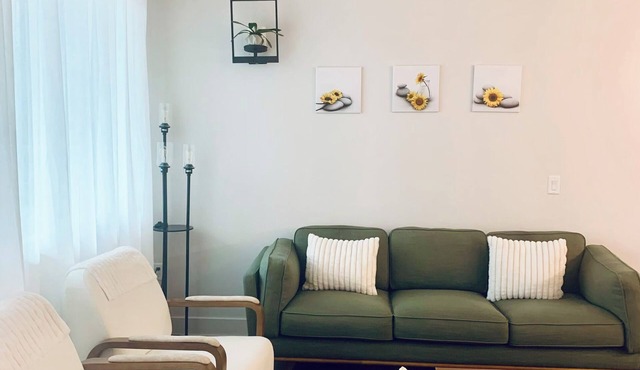Bright 2-bed 2 bath apartment in Midtown Phoenix. in Phoenix