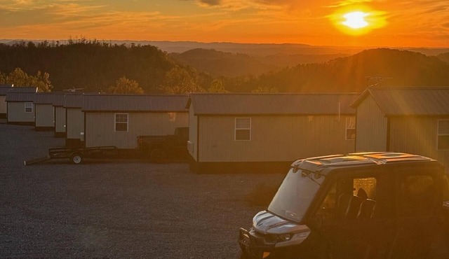 Cabin # 1 Fully Furnished, 3500ft Elevation, 27 acres, Hatfield McCoy Trail 62