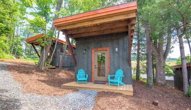 Camp 4 Tiny Homes | #6 Mount Sneffels | 1 Mi. to Downtown West Jefferson