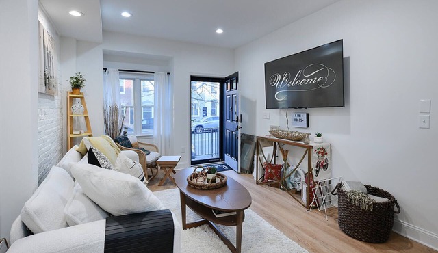 Canton Rooftop Retreat+Chef’s Kitchen+Good Vibes