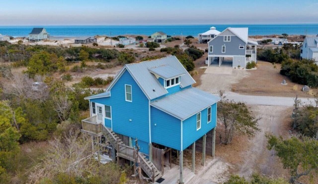 “Castaway Cottage” Serenity At Its Finest” Cedar Island, NC Secluded Getaway